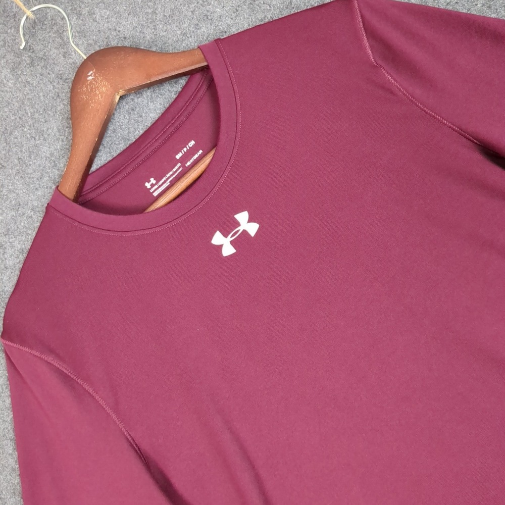 Under Armour HeatGear Long Sleeve Shirt Mens Small Maroon Burgundy Loose Fit Tee